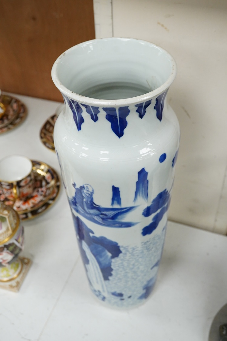 A Chinese Kangxi-style blue and white figural vase, 39cm high